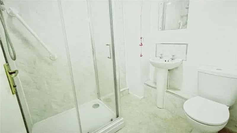 1 Bed Retirement Apartment Cotteridge Double Glazing Communal Facilities Gated Parking