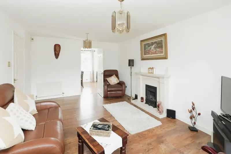 3 Bed House for Sale - Secluded Cul De Sac Location