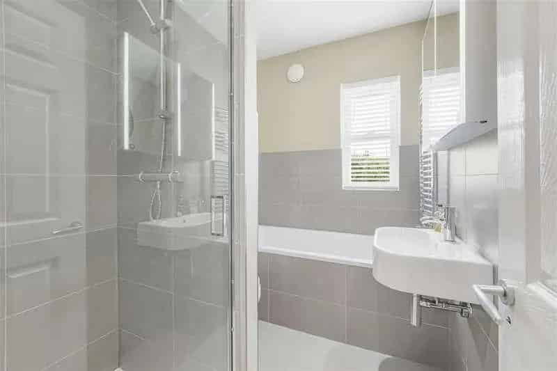 2 Bed Edwardian House for Sale Near Raynes Park Wimbledon