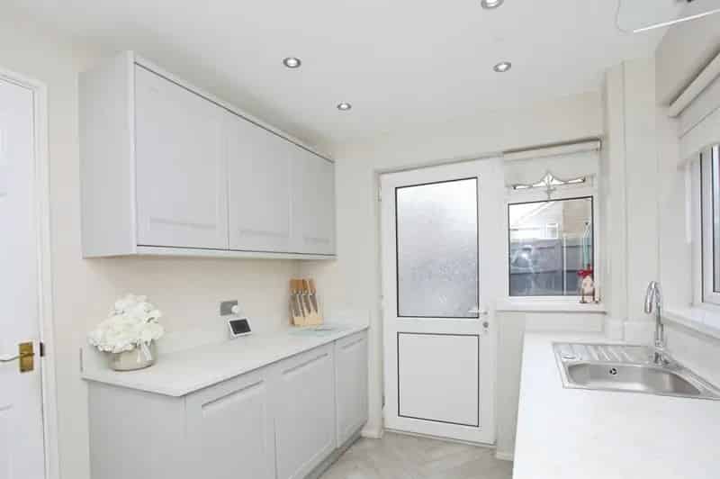 3 bedroom semi-detached house