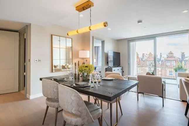 Flat for sale in Edgware Road, London W2