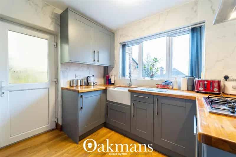 3 Bedroom Link Detached House For Sale Near Excellent Schools