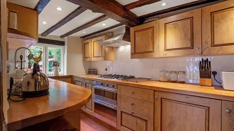 3 Bedroom Grade II Listed Cottage for Sale
