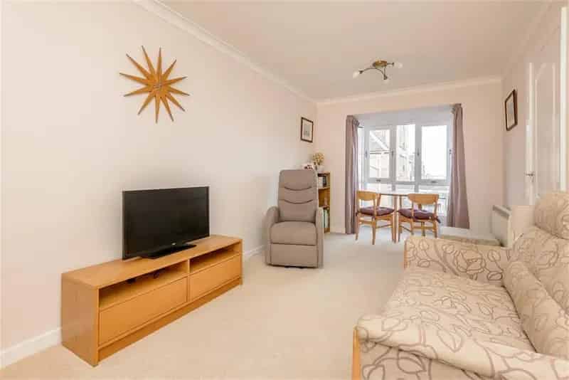 1 Bed Retirement with 1 Reception Room