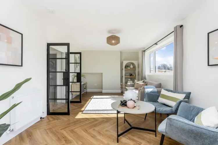 5 Bedroom Detached Villa for Sale near Edinburgh