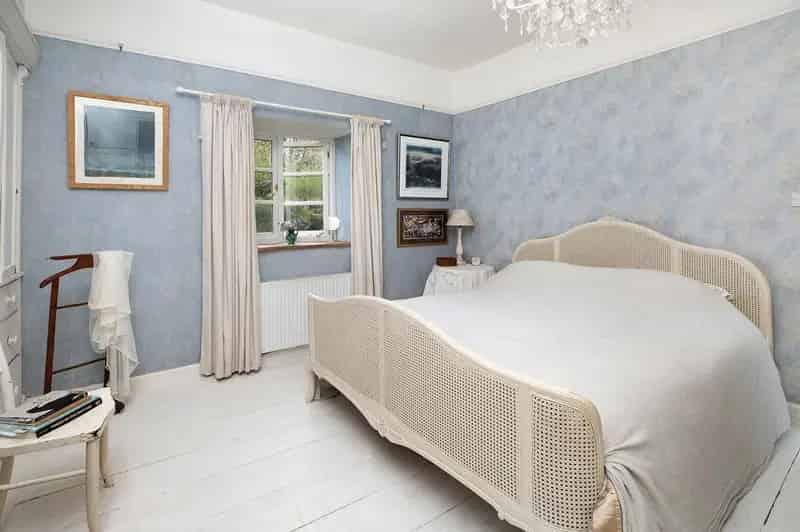 5 Bed Grade II Listed Character Home for Sale in Venton