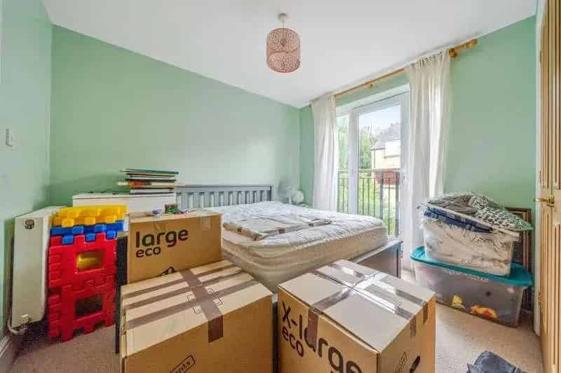 5 Bed House for Sale in Woodford Mill Witney
