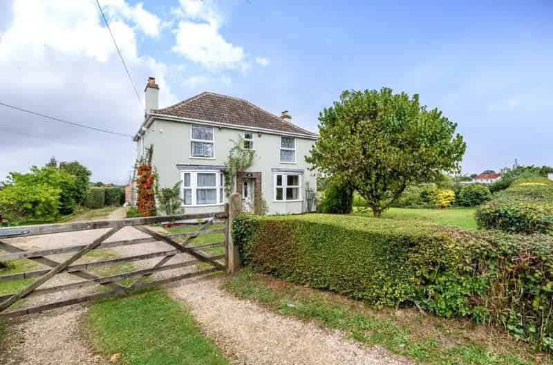 3 Bedroom Detached House with Planning Permission - Thornbury