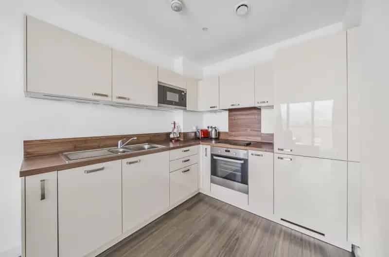 1 Bedroom Flat for Sale near Ladywell Fields