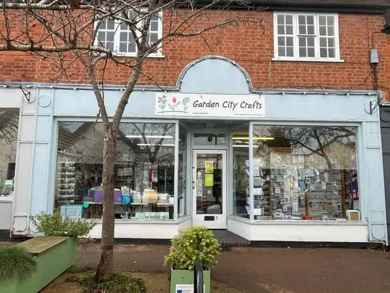 Retail Unit Double Fronted Mid Terrace with Storeroom and WC