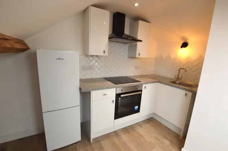 One Bedroom Attic Apartment Bell Street Newly Built Modern Open Plan