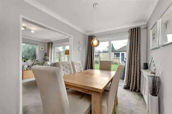Spacious Family Home in Claygate with Garden and Double Garage