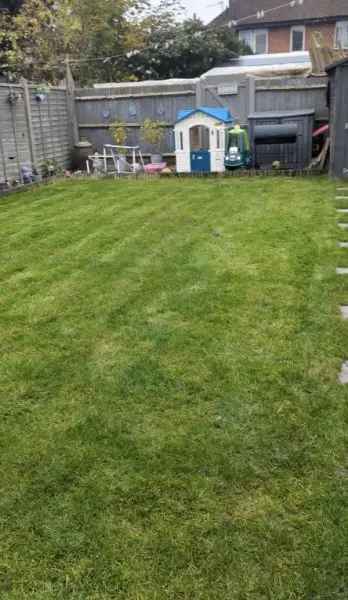 3 Bedroom House with Large Garden New Kitchen & Bathroom East Acton Fulham