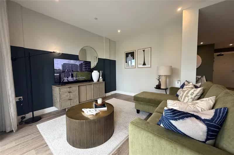 2 Bedroom Flat