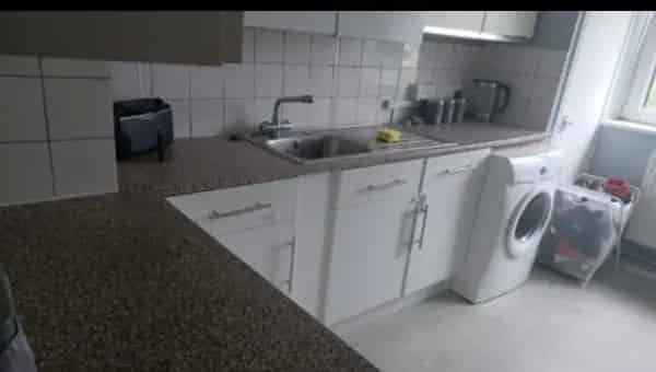 Large 2 Bed Flat Near Richmond Park Wimbledon Common