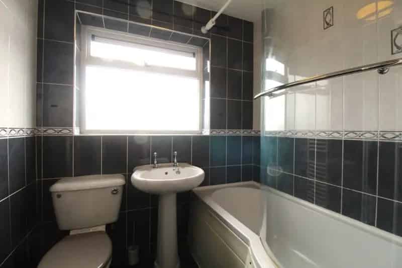 4 Bedroom House To Rent