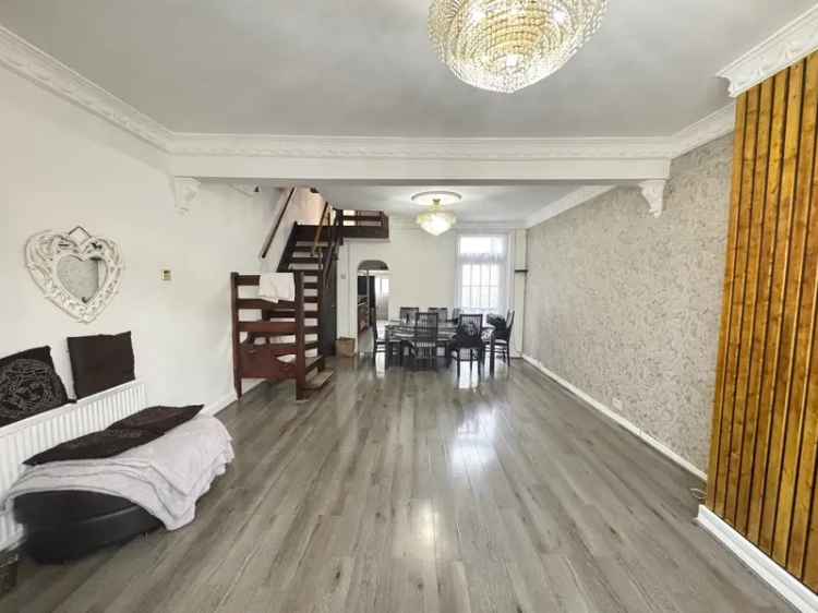 3 Bedroom House Near Stratford Station E7  Zero Deposit Available