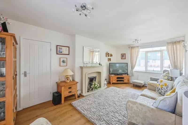 2 Bed Semi-Detached Bungalow for Sale in Tamworth