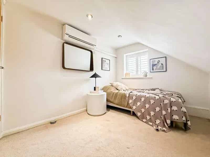 4 Bed Detached Dormer Bungalow For Sale