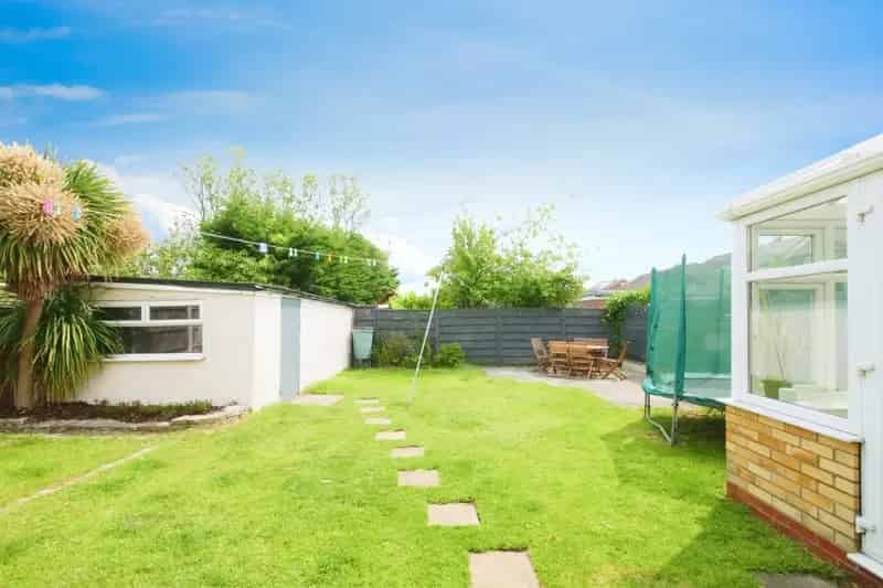 Four Bedroom Semi-Detached Home in Haxby