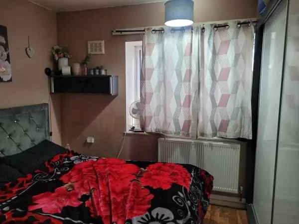 Flat For Rent in Coventry, England