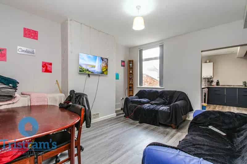 4 or 5 Bedroom Student House to Rent Near Nottingham University