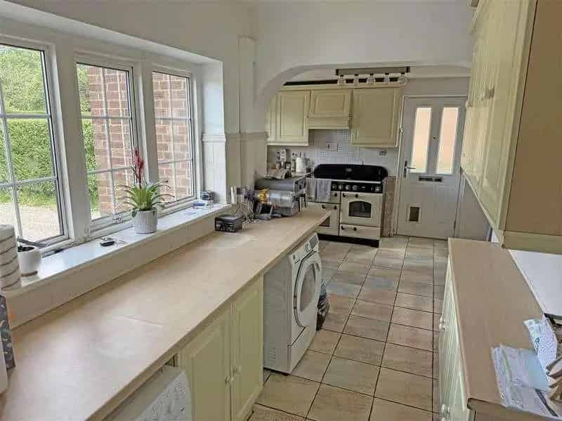 5 Bed House For Sale Modernisation Project Large Garden