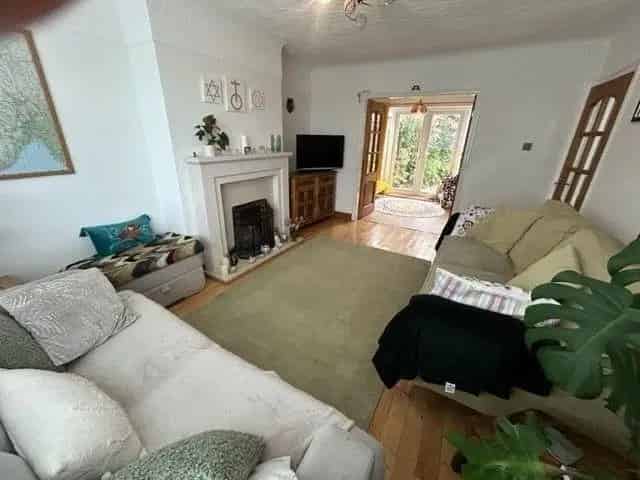 3 bed house for sale