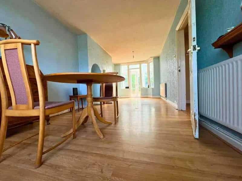 3 Bed Semi Detached House Solihull