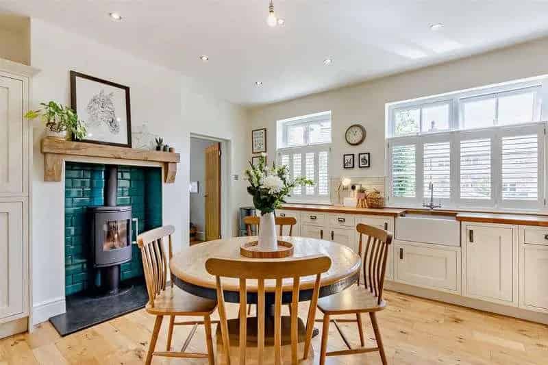 3 Bed Character Home with Equestrian Facilities Somerby