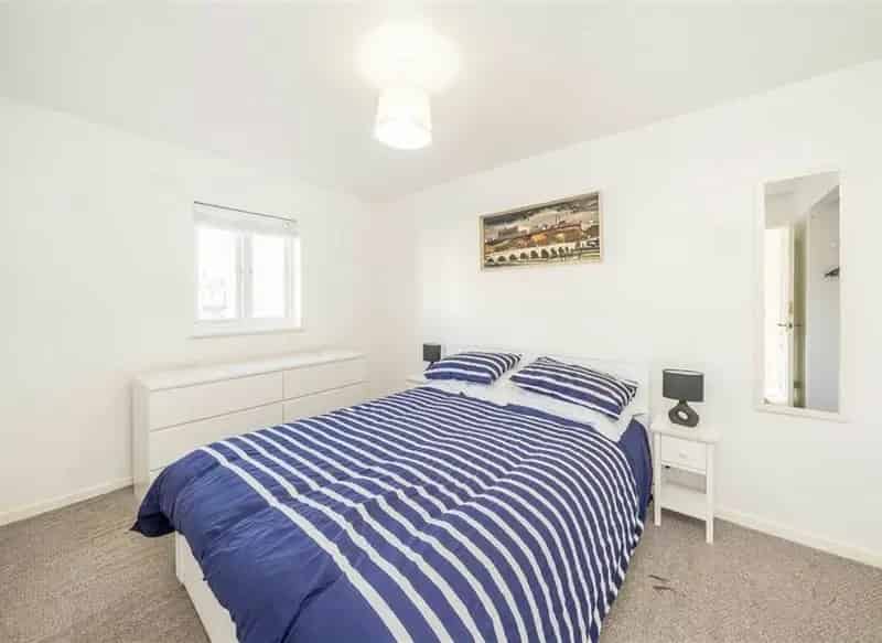 3 Bed Terraced House Near New Cross - No Chain