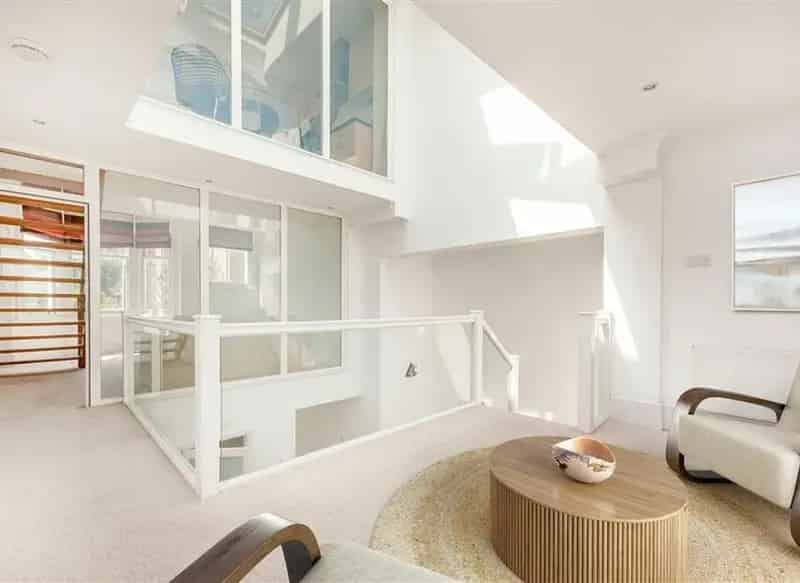 Four Storey Freehold House Abbeville Village Clapham Private Parking