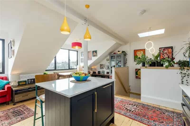 3 Bedroom Apartment for Sale in Edinburgh New Town