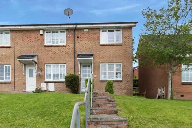 2 Bedroom End of Terrace House for Sale