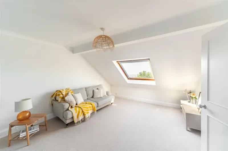1 Bedroom Apartment for Sale Stunning Sea Views