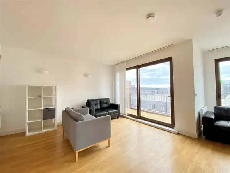 3 Bedroom Manchester Penthouse Apartment To Rent