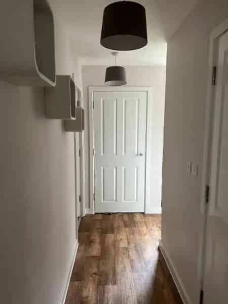 1 Bedroom Ground Floor Flat with Parking Near Town Centre