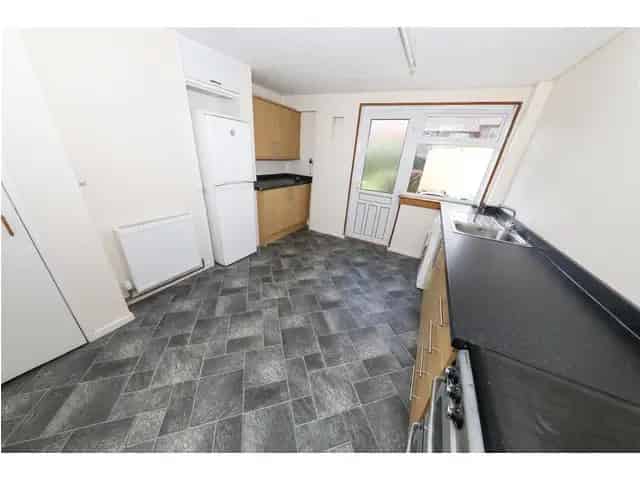3 Bedroom Mid Terrace House for Sale Glenrothes