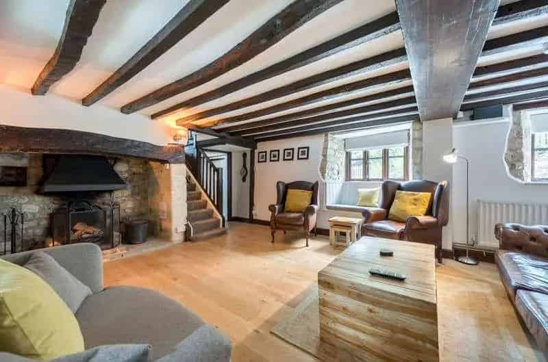 3 Bed Detached Cottage For Sale Near Amenities