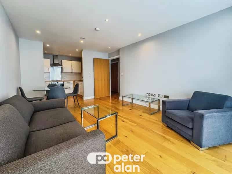 1 Bedroom City Centre Apartment - May Occupancy