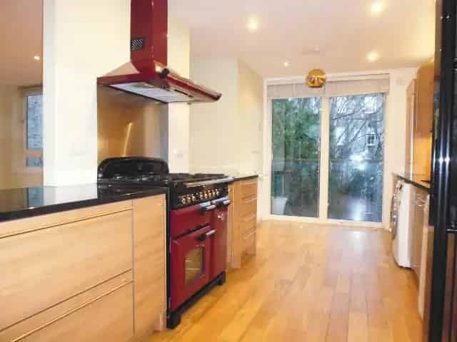 3 Bedroom Penthouse to Rent - Spacious and Stylish