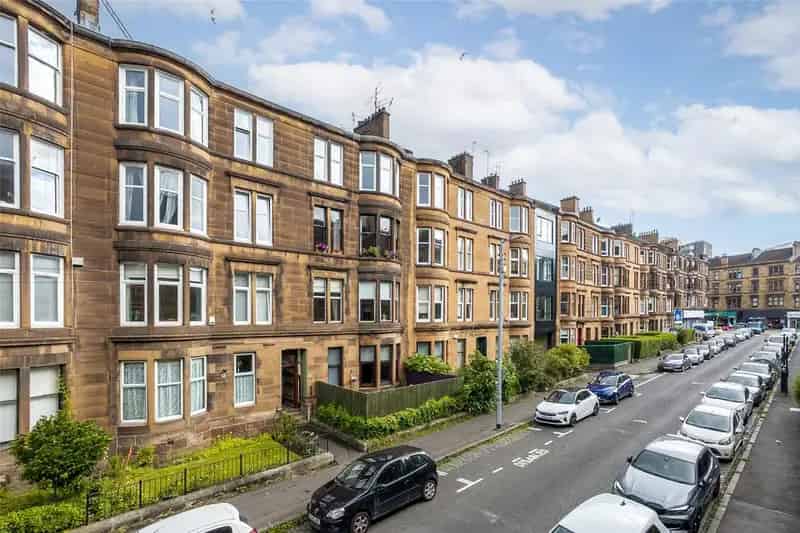 2 Bedroom Apartment for Sale Byres Road Glasgow