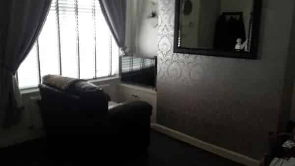 2 Bedroom House Near Schools Shops and Hospital