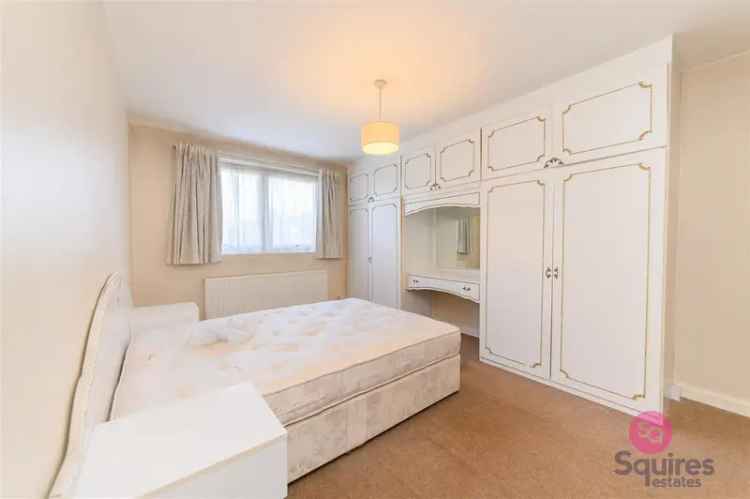 2 Bedroom Flat Hendon Lane - Chain Free Share of Freehold