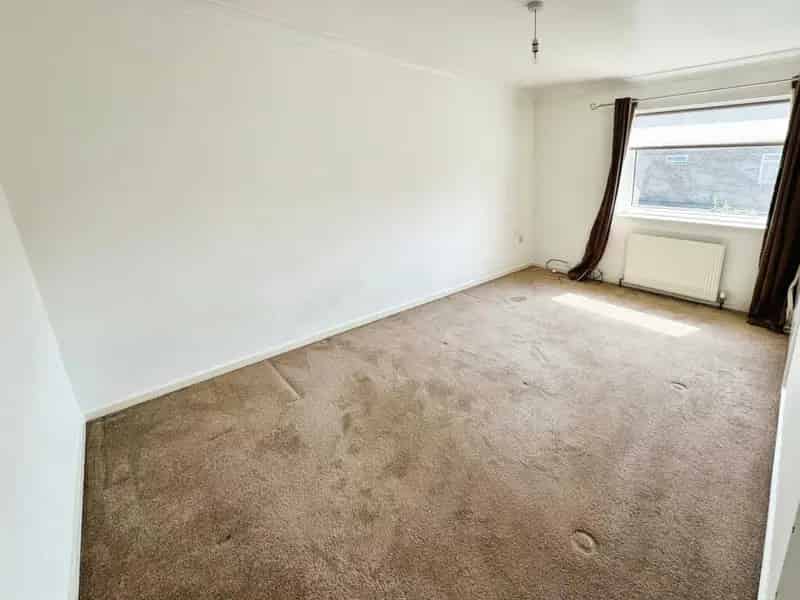 3 Bedroom Terraced House for Sale No Onward Chain