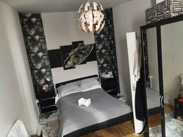 House For Rent in London, England