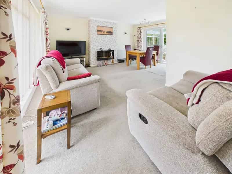 3 Bed House for Sale Near Amenities