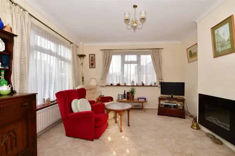 3 Bedroom Semi-Detached House for Sale in Loose