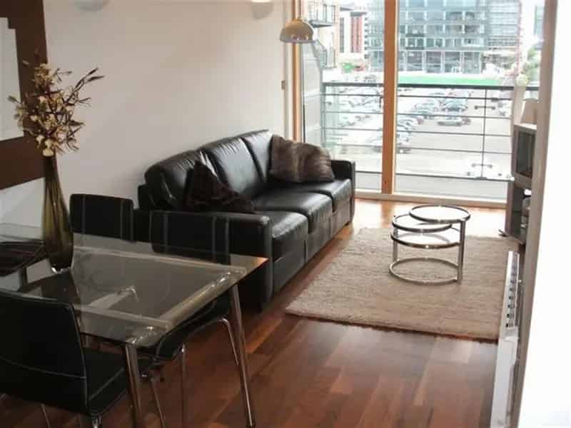 2 Bedroom 2 Bathroom River View Apartment To Let