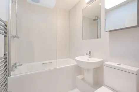 1 room flat of 41 m² in London